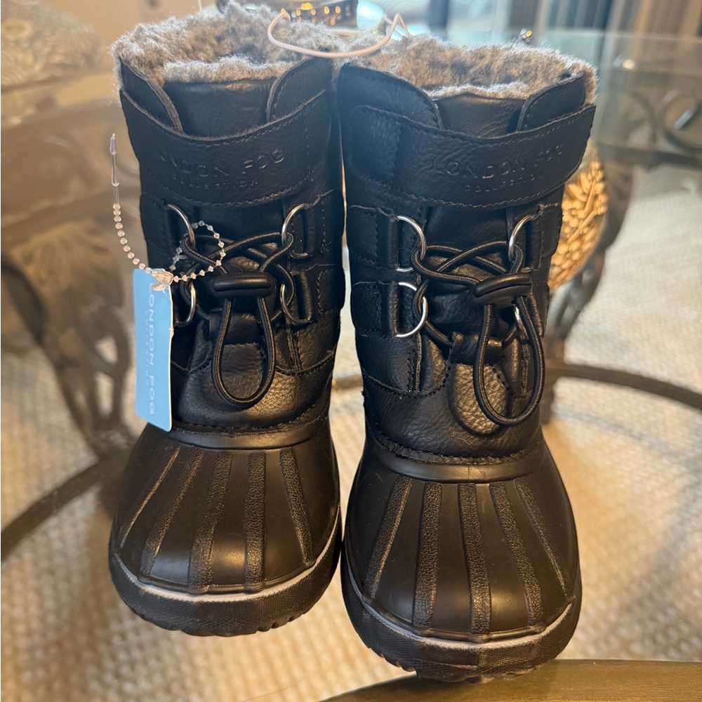 London Fog Black Kids Boots 8T
